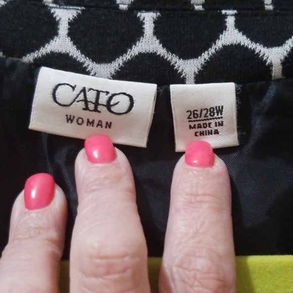 Black and white fitted plus size jacket - Picture 2 of 3